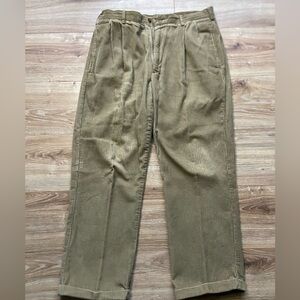 Geoffrey Beene Men's Khaki Corduroy Pants